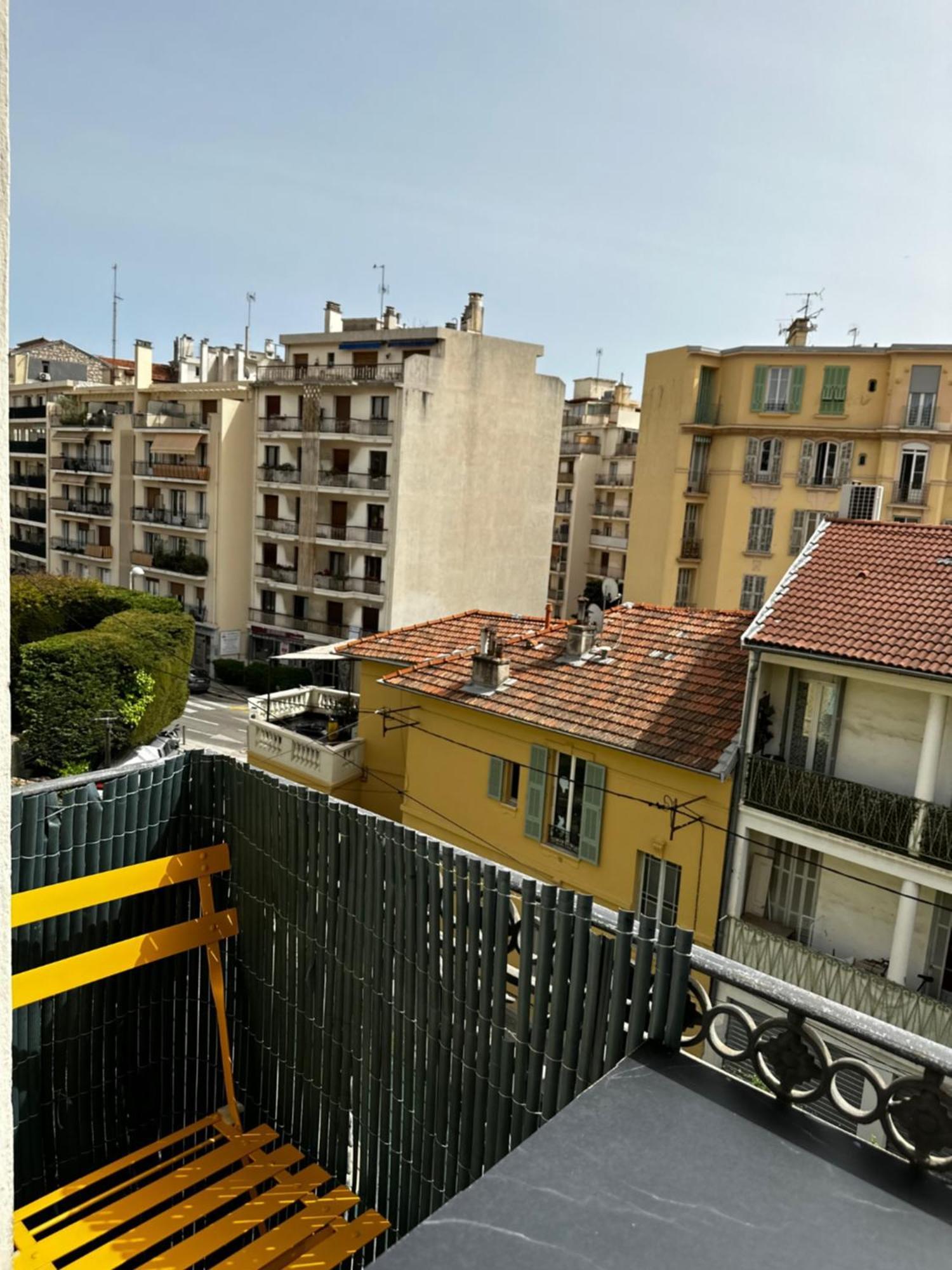 Chic Renovated 2 Bedroom Entire Apartment Or Only Private Rooms In Liberation In Nice With Garage On Demand, Ac, Wi-Fi And Tram Access Kültér fotó