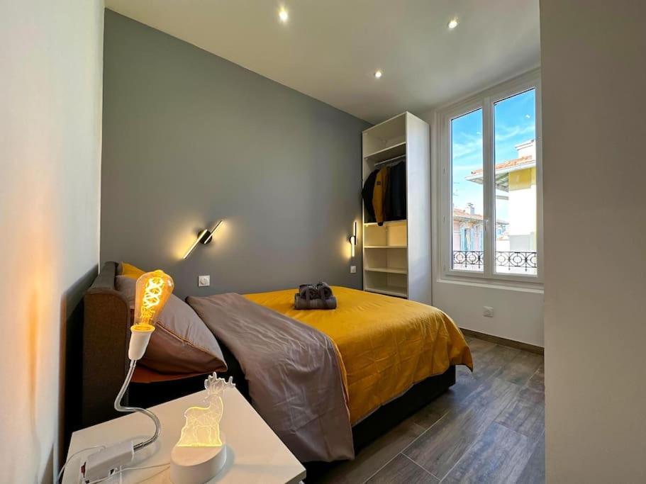 Chic Renovated 2 Bedroom Entire Apartment Or Only Private Rooms In Liberation In Nice With Garage On Demand, Ac, Wi-Fi And Tram Access Kültér fotó