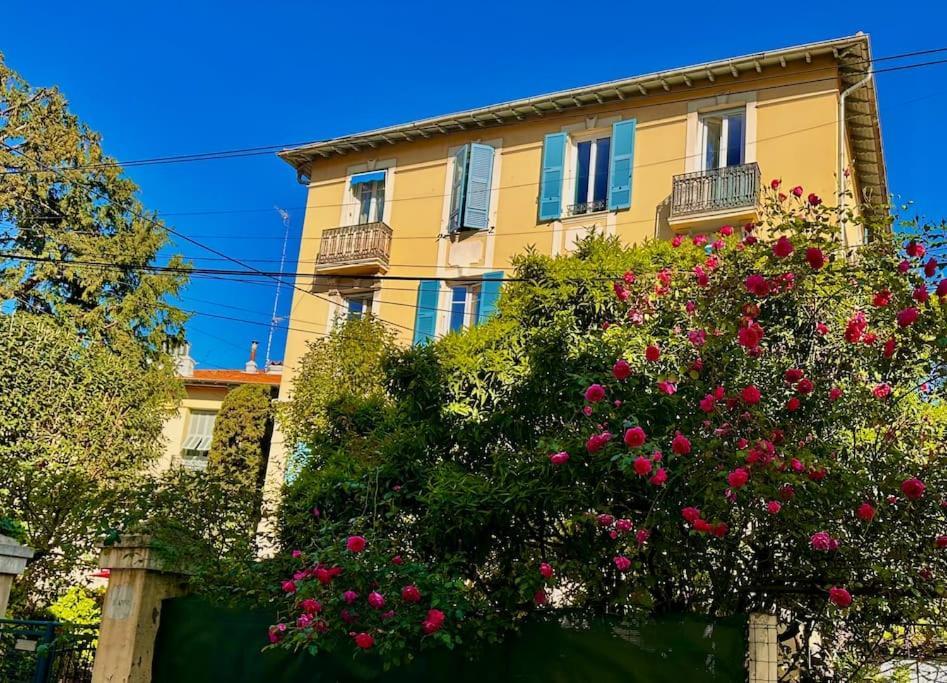 Chic Renovated 2 Bedroom Entire Apartment Or Only Private Rooms In Liberation In Nice With Garage On Demand, Ac, Wi-Fi And Tram Access Kültér fotó